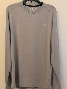 New Balance Men’s Long-Sleeve Athletic Tee - Light Gray Size Large